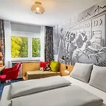 Tinytwice 3* Bonn